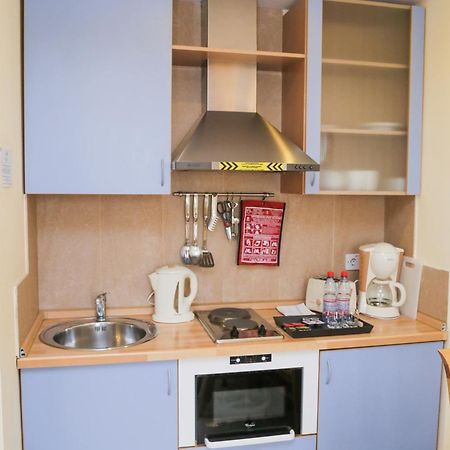 Chagala Atyrau Hotel Ngoại thất bức ảnh