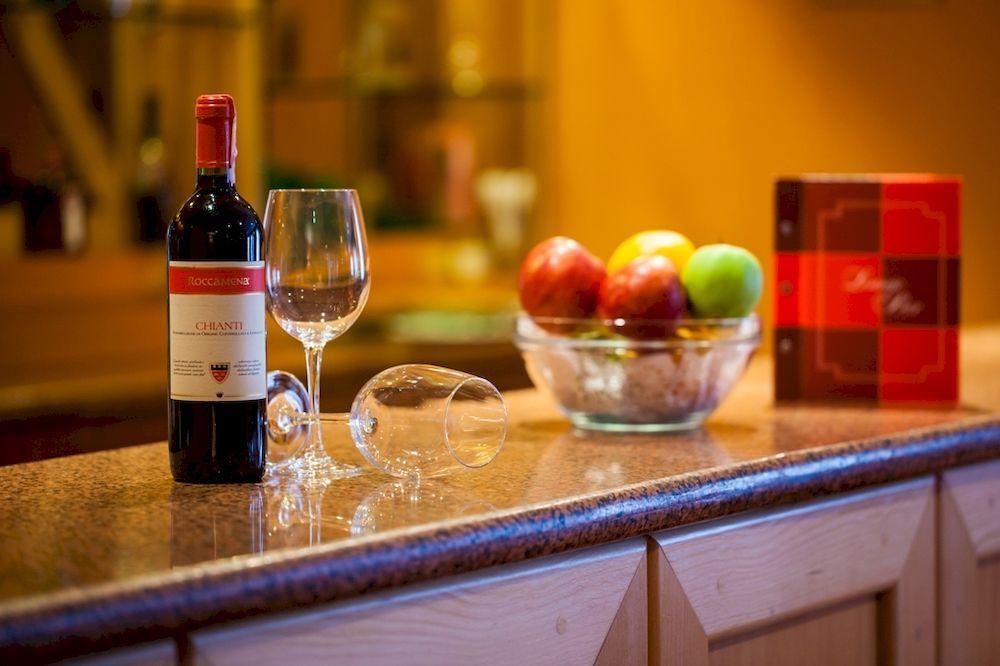 Chagala Atyrau Hotel Ngoại thất bức ảnh
